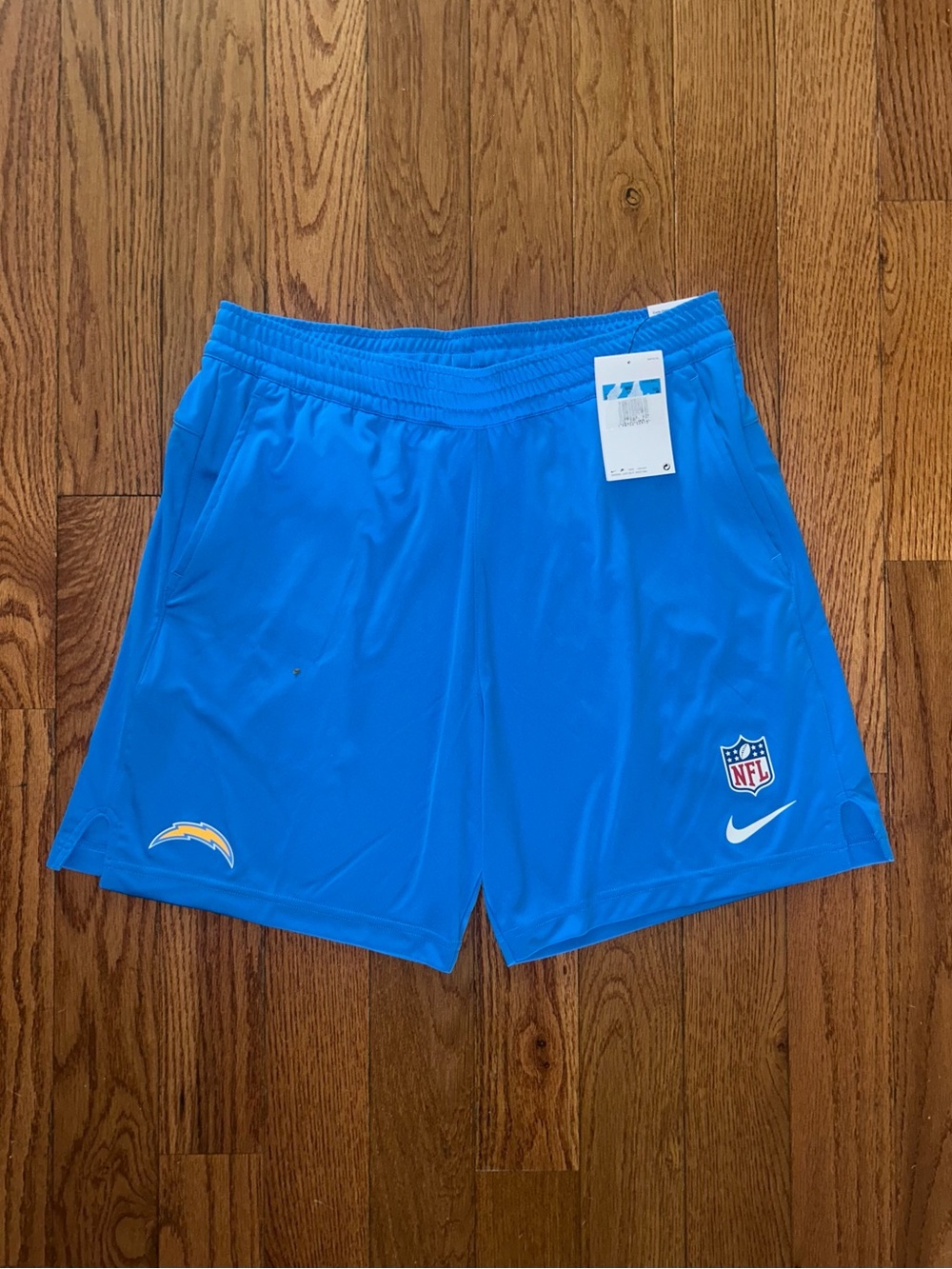 Chargers Nike Dri-Fit Shorts Size Medium NEW